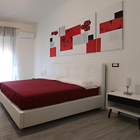 Affittacamere 3 Art Кальяри Экстерьер фото